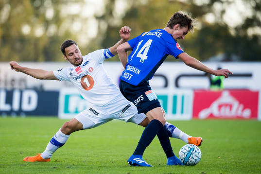 Mads Reginiussen of Ranheim and Kristoffer Askildsen of