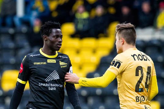 Adeleke Akinyemi of Start and Fredrik André Bjørkan of