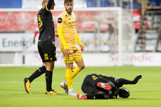 Afeez Aremu of Start with an injury