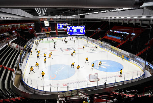 Bläddra bland fler bilder av Ishockey, Hockeyallsvenskan, Södertälje - Pantern
