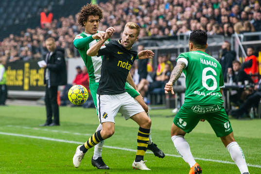 s Sebastian Larsson