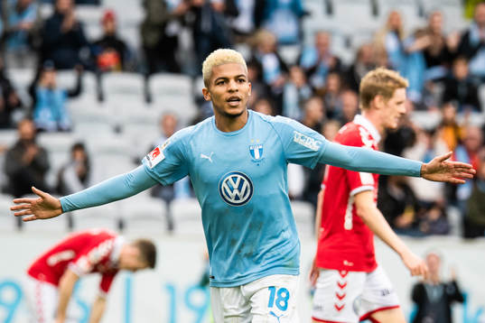 Malmö FFs Romain Gall jublar