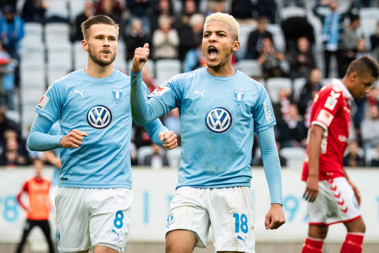 Malmö FFs Romain Gall jublar
