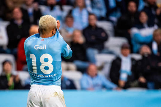 Malmö FFs Romain Gall deppar