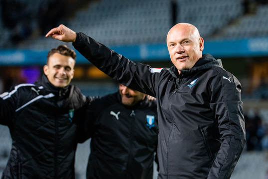 Malmö FFs tränare Uwe Rösler jublar