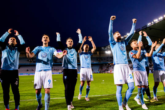 Malmö FFs spelare jublar