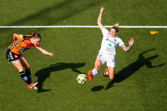 Kristianstads Sif Atladottir och Rosengårds Anja Mittag