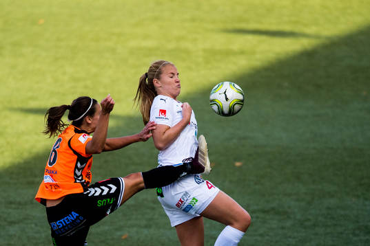 Rosengårds Glodis Perla Viggosdottir och Kristianstads