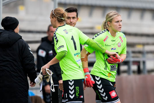 Kristianstads målvakt Brett Maron byts ut och in kommer