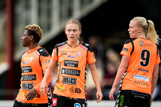 Kristianstads Rita Chikwelu, Sif Atladottir och Josefine