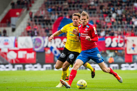 Helsingborgs Andri Runar  Bjarnason mot Frejs Philip