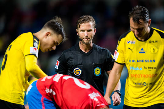 Domare Fredrik Hansson