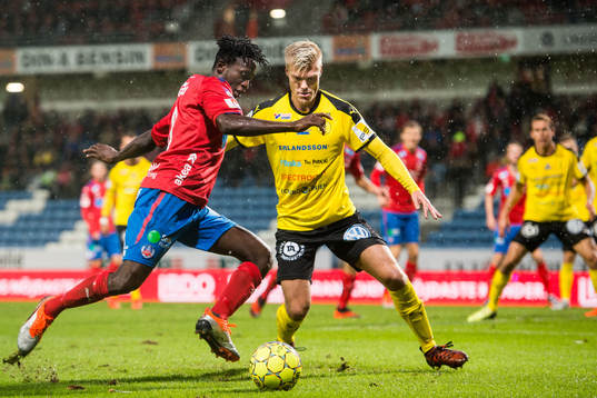 Helsingborgs Mamudu Moro och Frejs Martin Falkeborn