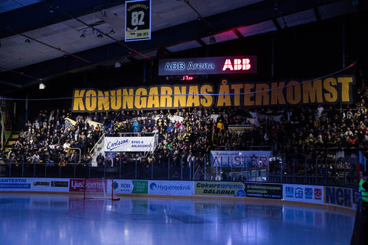 Tifo innan matchen innan ishockeymatchen i