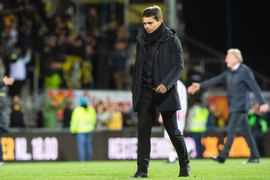 Simo Valakari, head coach of Tromsø, looks dejected