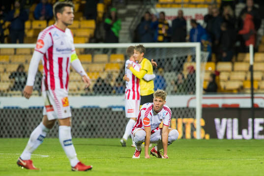 Inni Johannes Simonpoika Valakari of Tromsø looks dejected