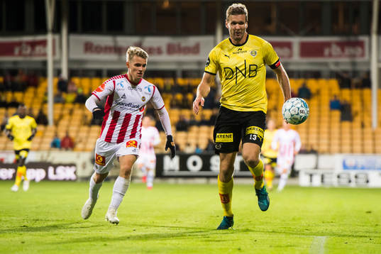 Mikael Nord Ingebrigtsen of Tromsø and Frode Kippe of