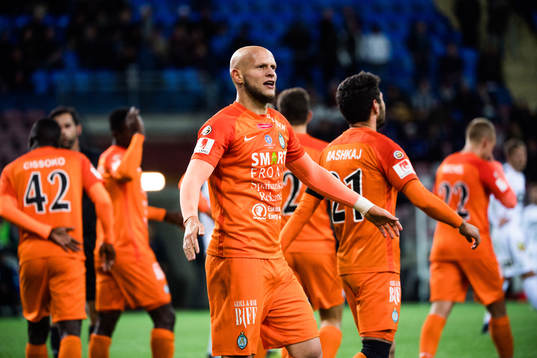 AFC Eskilstunas Zourab Tsiskaridze jublar
