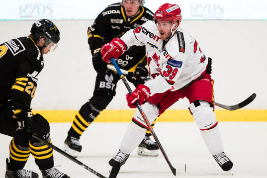 s Sam Marklund och Modos Tobias Enström