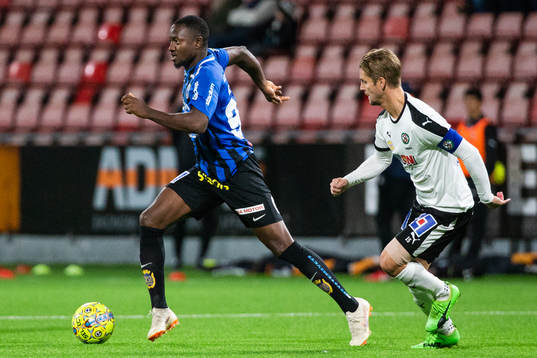 Sirius Moses Ogbu och Örebros Martin Lorentzson