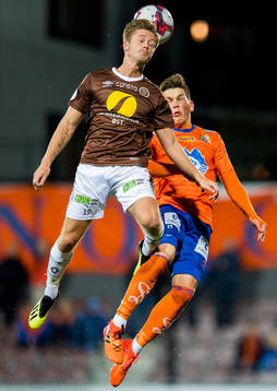Mathias Fredriksen of Mjøndalen and Sondre Fet of Aalesund