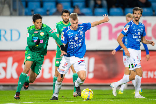 Trelleborgs Robin Nilsson och Dalkurds Ahmad Awad