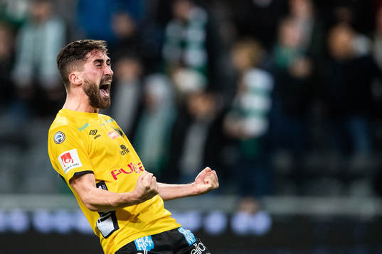 Elfsborgs Frederik Holst jublar