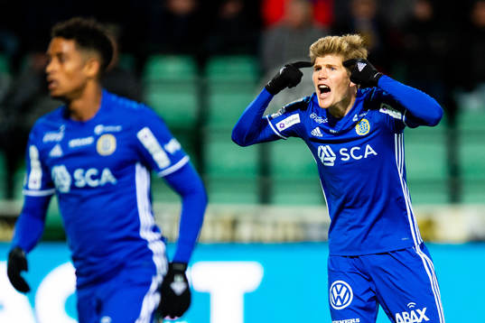 Sundsvalls Oliver Berg reagerar