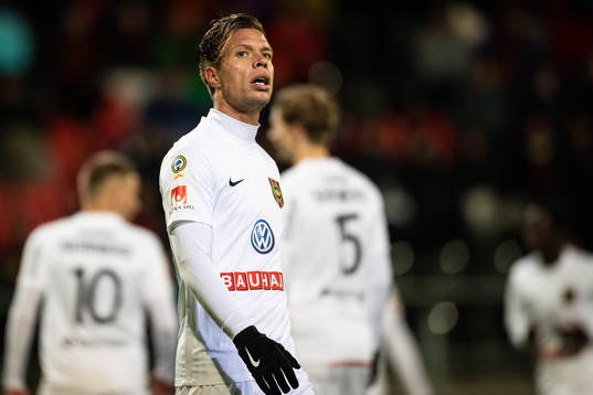 Brommapojkarnas Erik Figueroa deppar