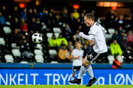 Djordje Denic of Rosenborg scores 1-0