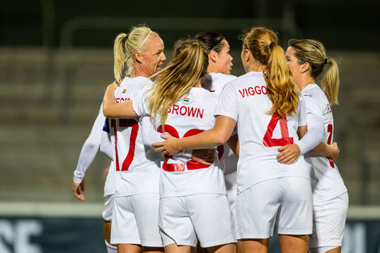 Players of Rosengård celebrastes