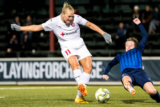 Rosengårds Lisa-Marie Utland och Rjazans Liubov Kipyatkova
