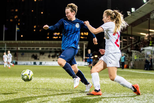 Rjazans Liubov Kipyatkova och Rosengårds Fiona Brown