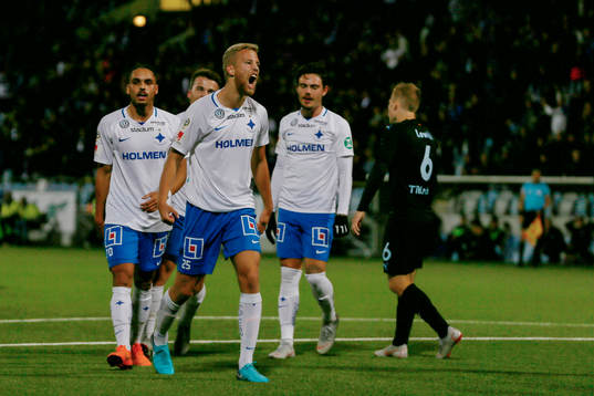 Norrköpings Filip Dagerstål jublar