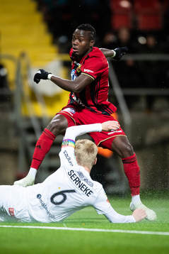 Östersunds Patrick Kpozo och Brommapojkarnas Gustav