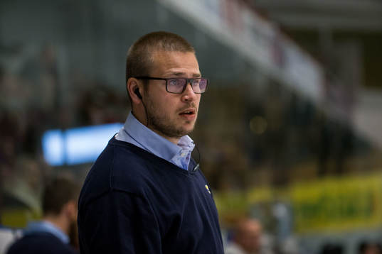 Södertäljes assisterande tränare Dennis Bozic