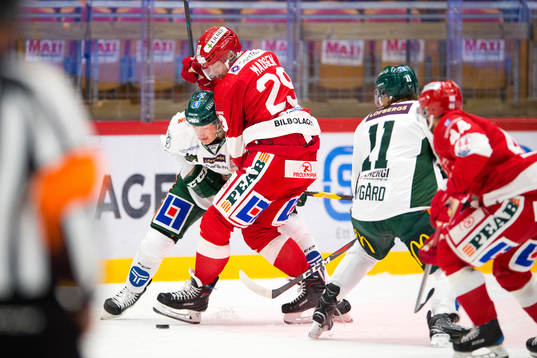 Färjestads Gustav Rydahl och Timrås Morten Madsen