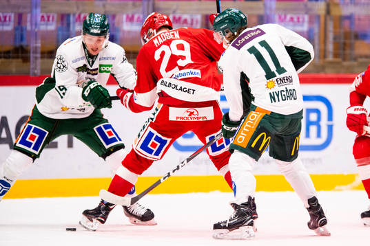 Färjestads Joakim Nygård och Timrås Morten Madsen