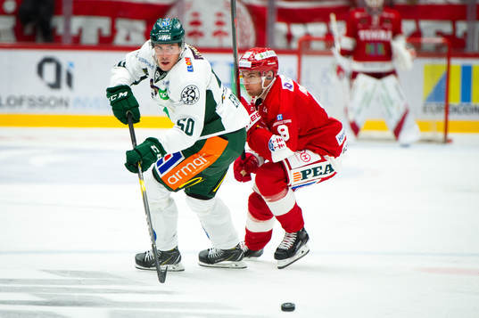 Färjestads Sebastian Erixon och Timrås Rickard Palmberg
