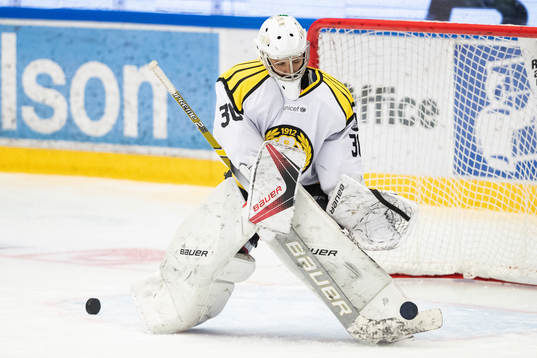 Brynäs målvakt Sonja Van der Bliek