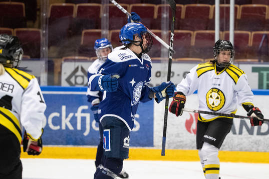 Leksands Alva Johansson jublar