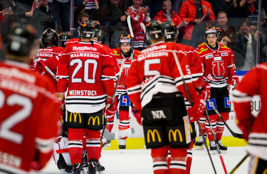 Örebros Aaron Palushaj gör 3-2 och jublar
