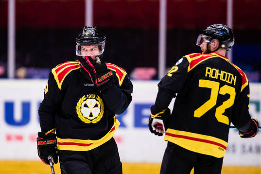 Brynäs Niclas Andersén deppar med Joachim Rohdin