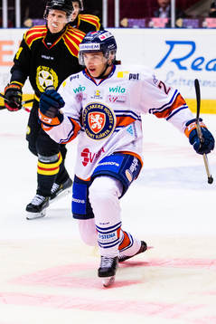 Växjös Pontus Holmberg jublar