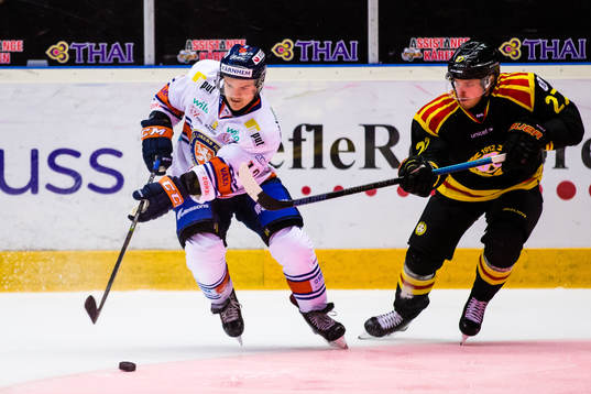 Växjös Julius Junttila och Brynäs Emil Forslund