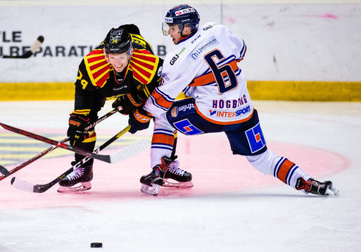 Brynäs Nicklas Danielsson och Växjös Linus Högberg