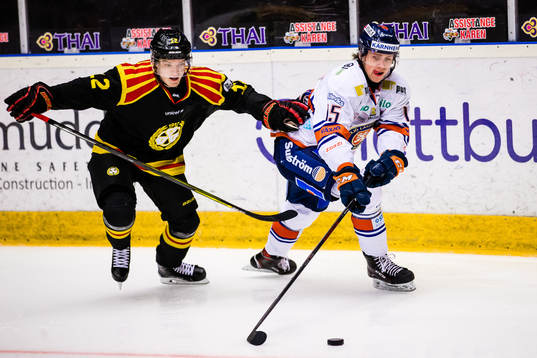 Växjös Dominik Bokk och Brynäs Samuel Asklöf