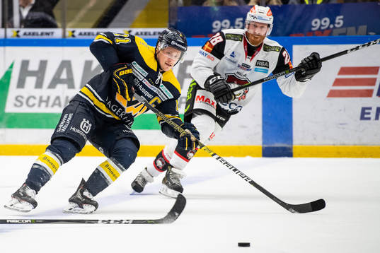 s Simon Önerud och Malmö Redhawks Jens Olsson