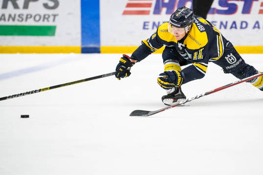 s Simon Önerud