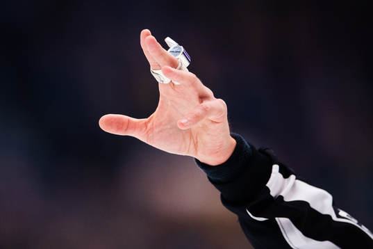 Domarpipa i hand